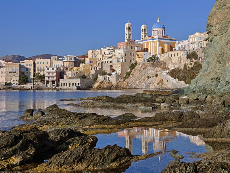 Vaporia Sea View Suites - Neighborhood